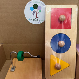 Pack mis primeros juguetes Montessori. + 12 meses.