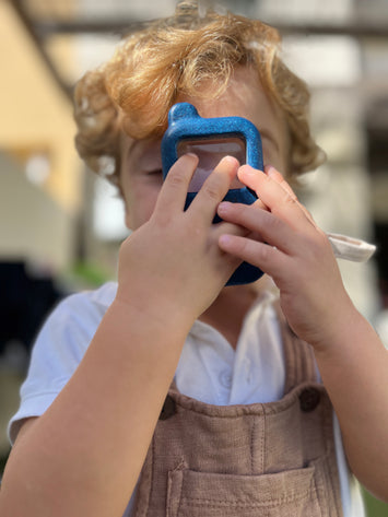 Mi primer teléfono con lupa y botones de madera: Planphone- Plantoys