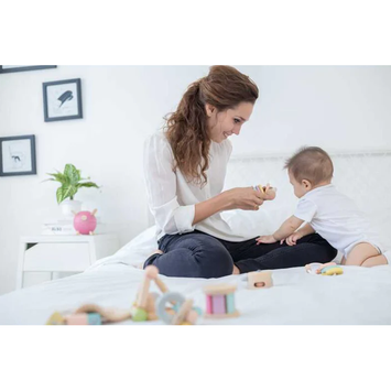 Coche de madera para bebés